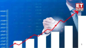 “Maximize Your Investments: Key Factors to Consider When Evaluating Mutual Fund Performance and Ratings”